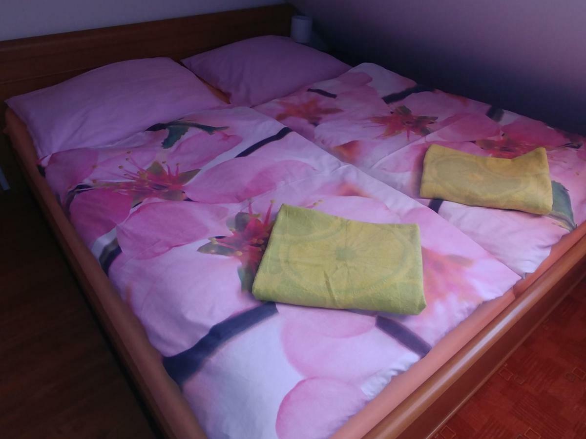 Podkrovi - Ubytovani Brdy Bohutin  Bagian luar foto